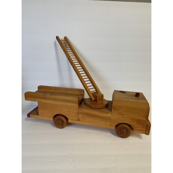 Vintage handmade Wood Firetruck Engine Toy SIGNED DATED - Picture 9 of 16